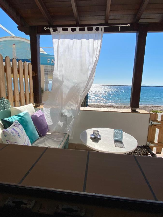 Beachfront House Holiday home *